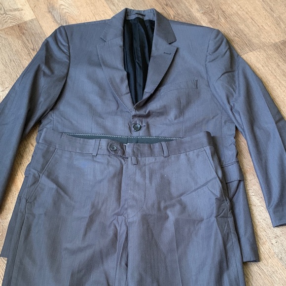 Levent Serez Other - Levent Serez Men's Gray Suit Sz 40